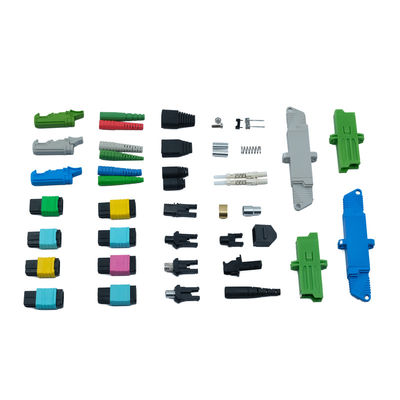 Bon prix 16 24 Noyaux MPO Connecteur 3,0 mm Démarrage Multimode MTP Fibre optique Connecteur en ligne